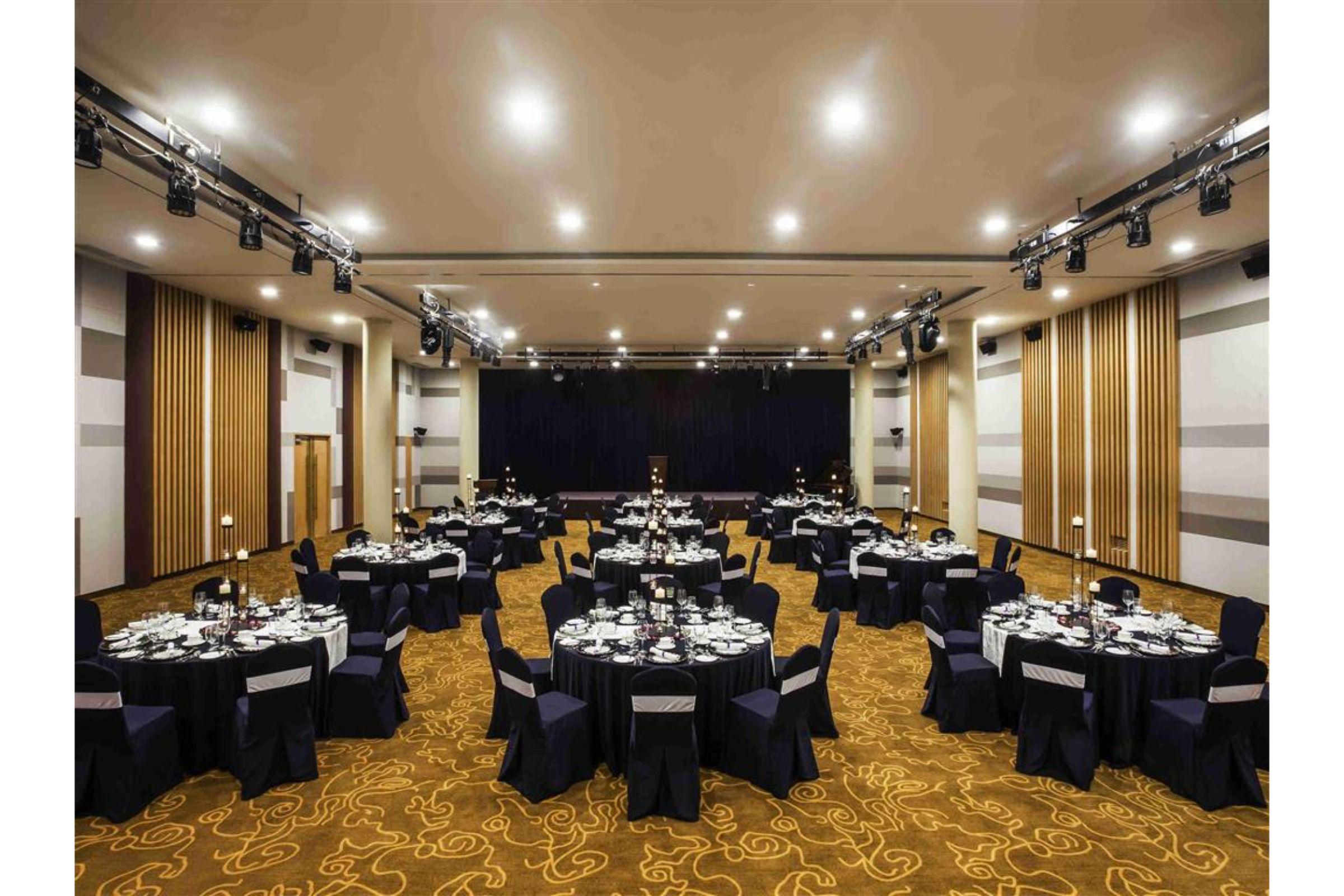 酒店 仁川格荣瓦杰酒店，与雅高集团合作 5*
